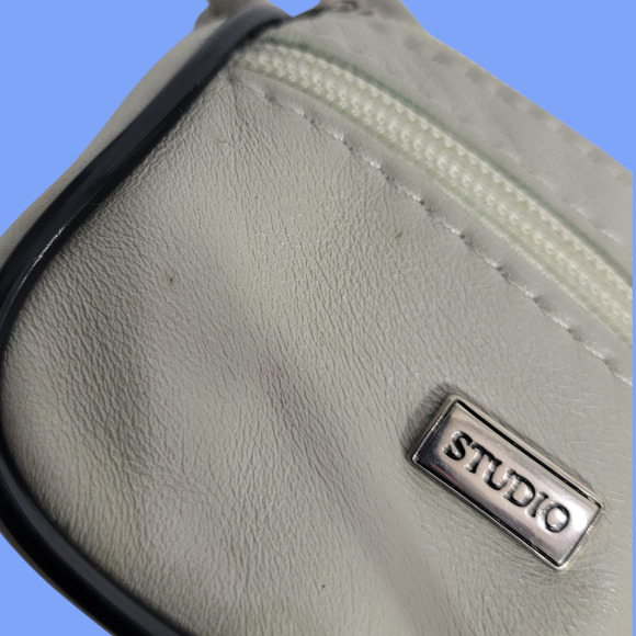 Vintage Studio Tiny Leather Bag Taupe Beige Coin Purse Pouch Change Handles Mini - Picture 4 of 16